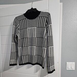 Joseph A. Women's Medium Black & Ivory Mock Neck Sweater